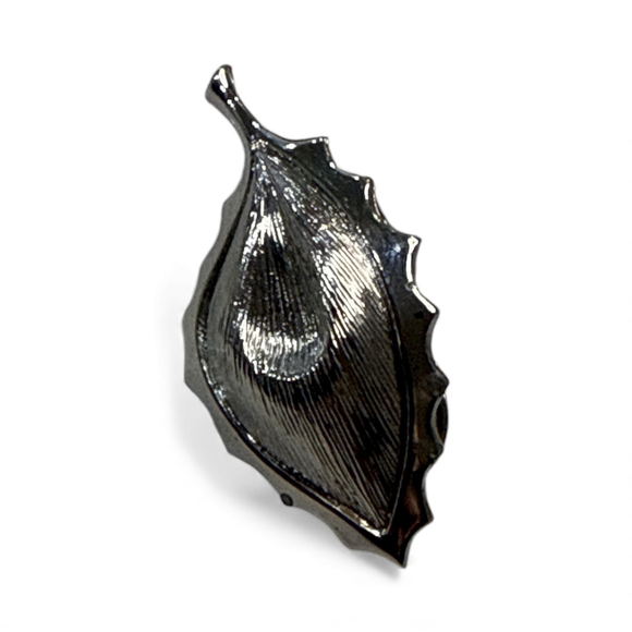 Silver-Tone Leaf Clip-On Earrings Metal Alloy 3 cm New - Picture 3 of 3